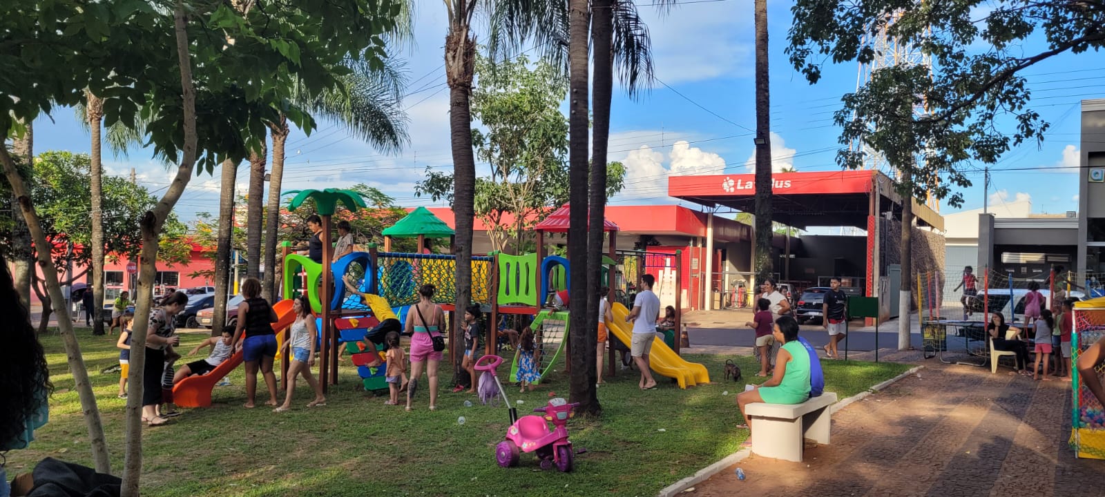 INAUGURAÇÃO DO PLAYGROUND