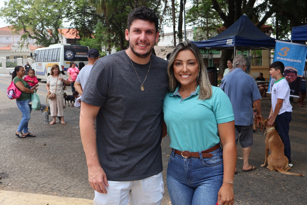 Vereadora Taís Bianca e deputado Rafael Saraiva garantem SalvaPET com cirurgias gratuitas em Capivari