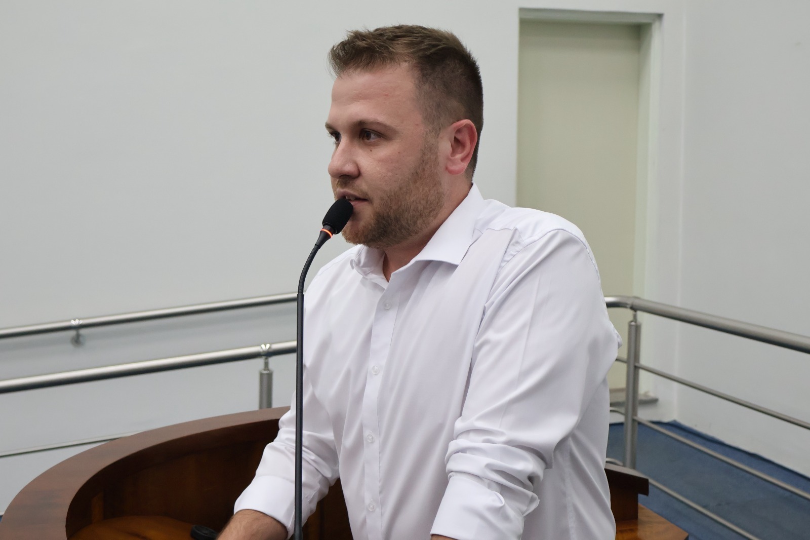 A pedido de Thiago Braggion, Câmara adia votação sobre projeto que revoga cesta de Natal para servidores