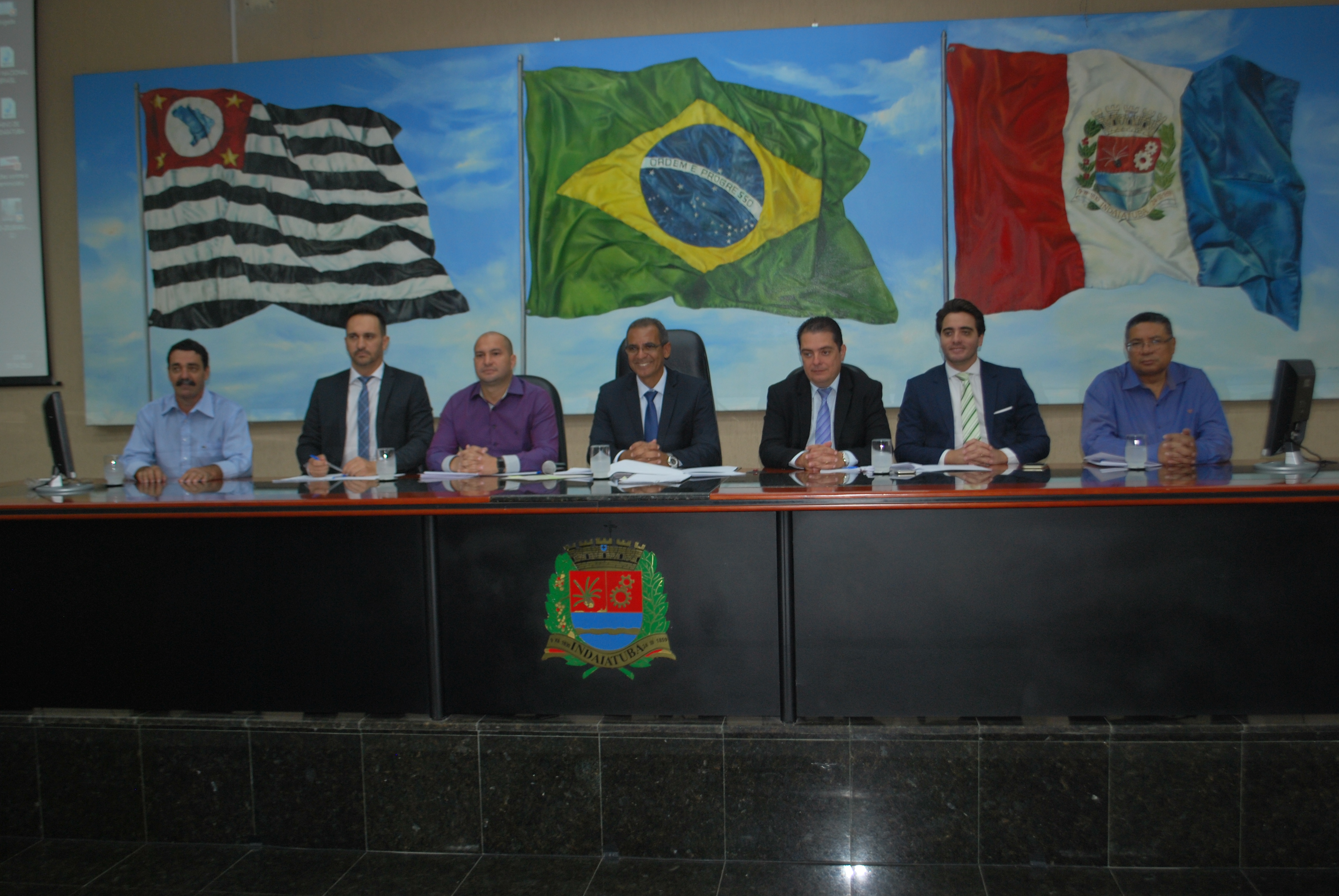 Com plenário cheio, vereadores aprovam quatro projetos na 8ª Sessão Ordinária do ano