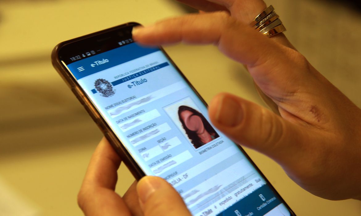 Prazo para regularização da situação eleitoral termina nesta quarta-feira. Tudo pode ser feito pela Internet