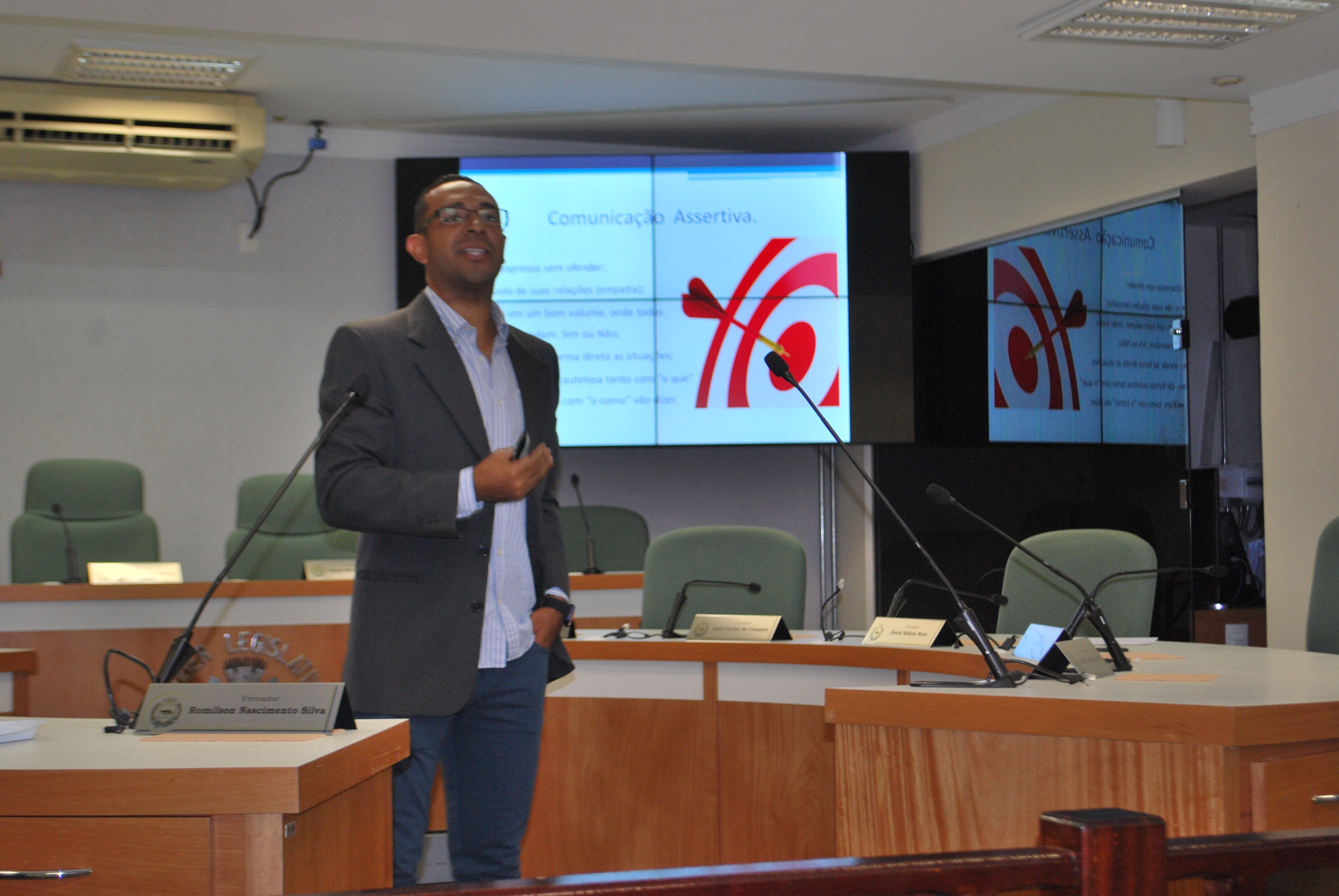 Rede de Oftalmologia e Portal Indsat foram temas de palestras na 13ª Reunião do Parlamento Metropolitano da RMC, em Itatiba