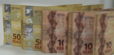 Mercado reduz projeção de crescimento da economia