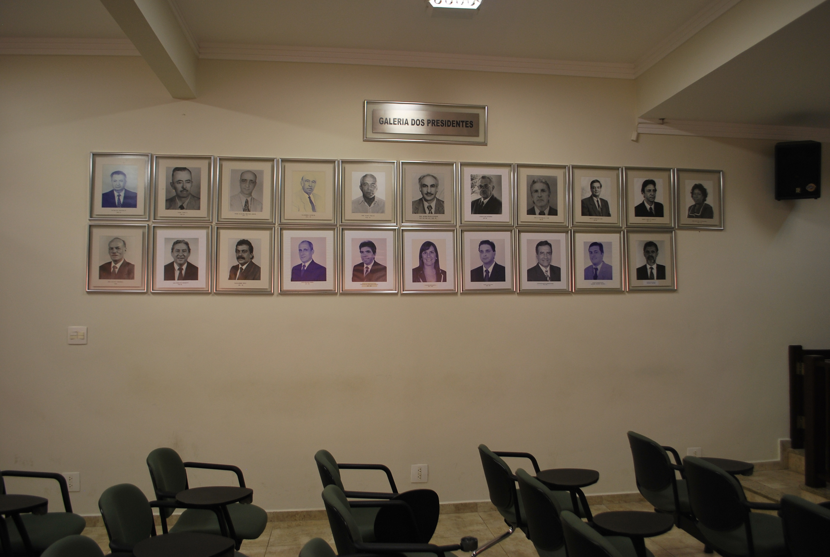 Galeria de ex vereadores ganha novos espaços na Câmara Municipal