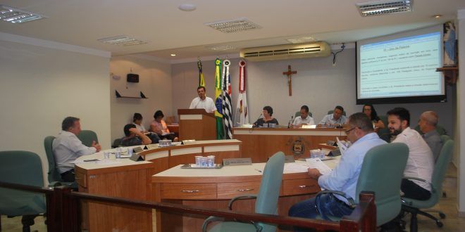 Terceira sessão ordinária de 2018 será realizada nesta terça-feira (27)