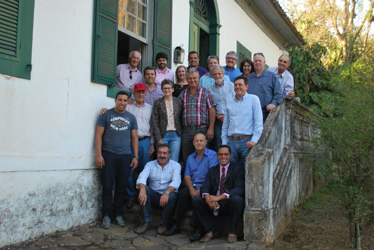 Vereadores participam da entrega oficial da Fazenda Serrinha ao Municipio