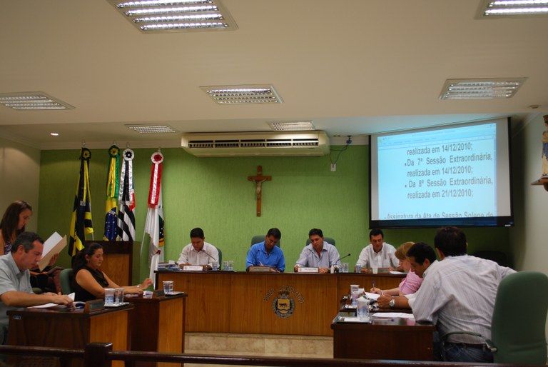 Vereadores definem as comissões permanentes para 2011-2012