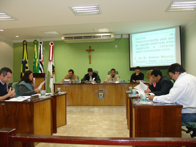 Vereadores se reúnem para primeira sessão do semestre