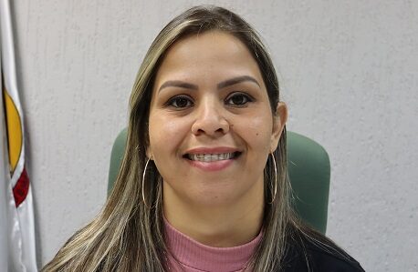 ANA PAULA ESPINA DE SOUZA MUNIZ