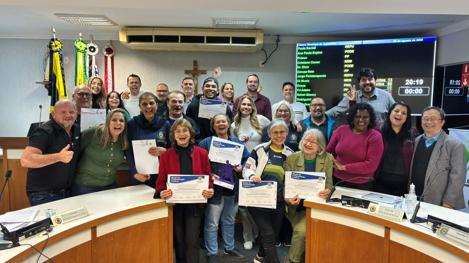 Câmara volta do recesso com homenagens e debates sobre mobilidade e saúde