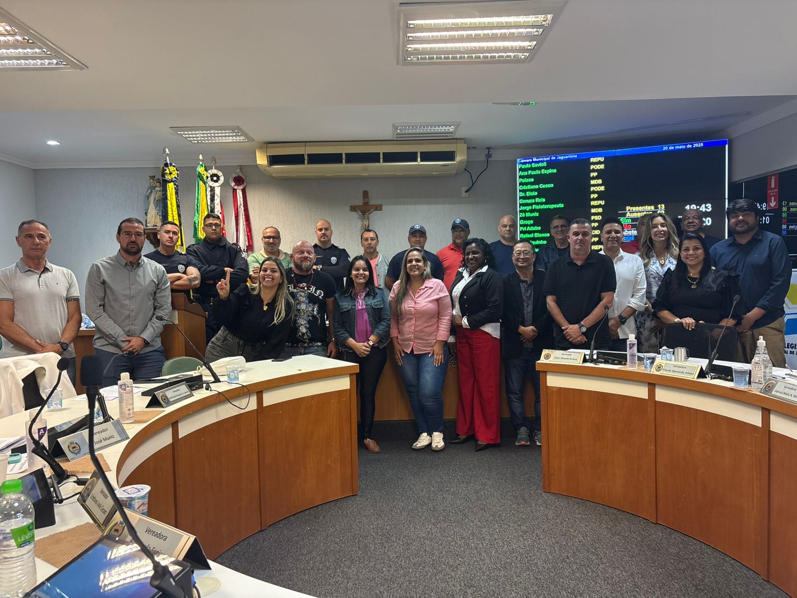 Câmara de Jaguariúna homenageia heróis da segurança e salvamento