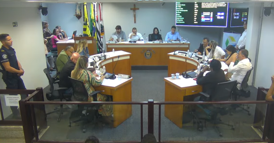 Câmara Municipal aprova reajuste salarial para servidores públicos e agentes políticos