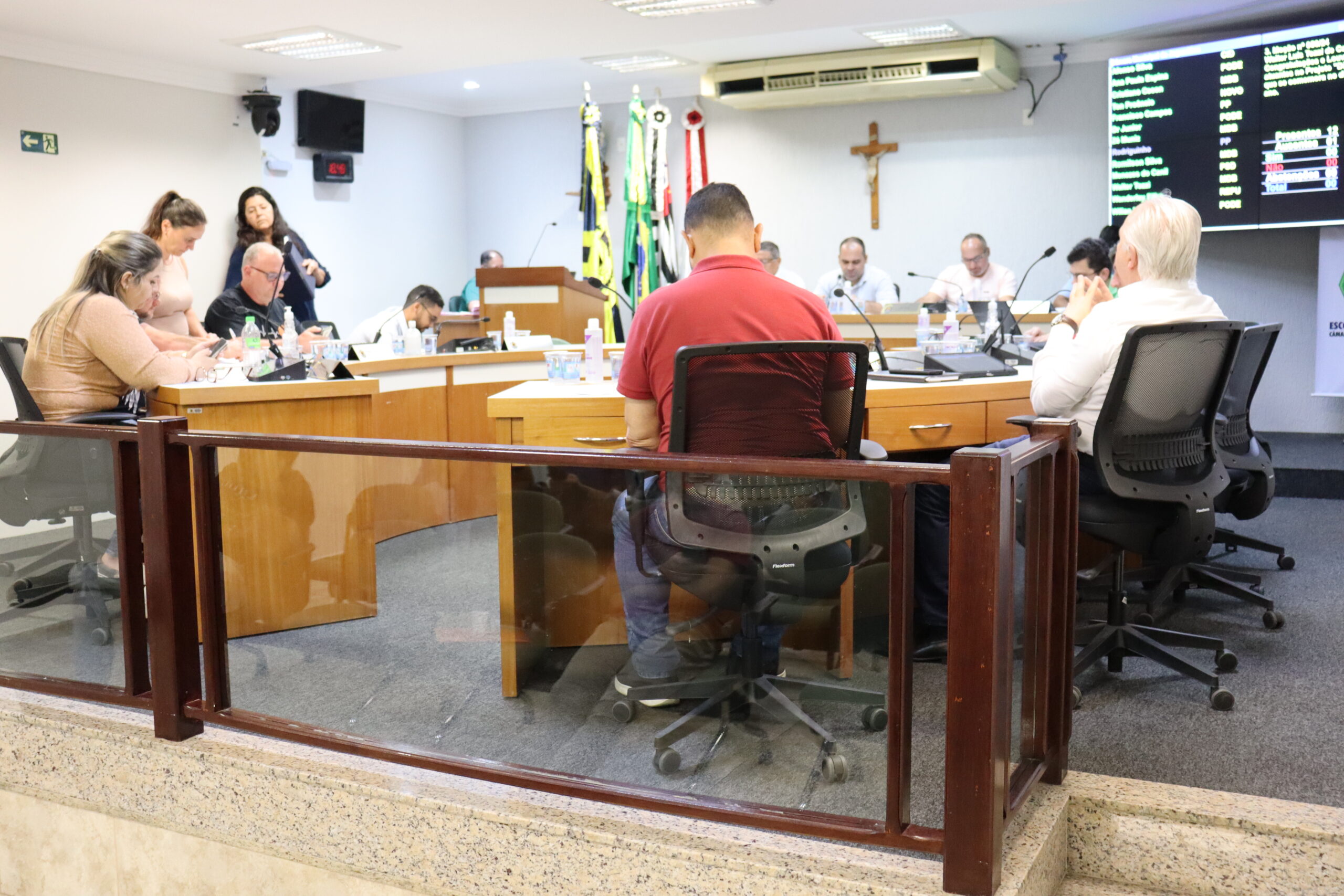 Vereadores aprovam projeto para conceder recursos à Associação dos Amigos do Padre Gomes