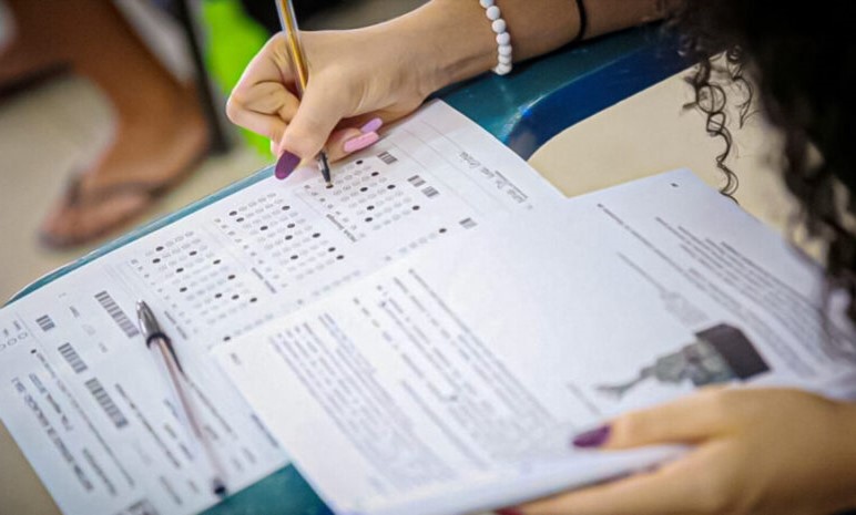 Provas do Enem 2024 serão em 3 e 10 de novembro; confira o cronograma