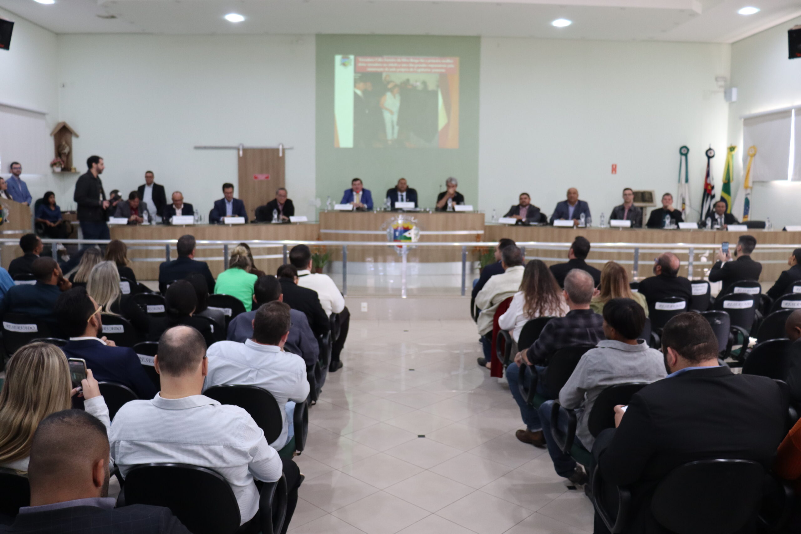 Parlamento Metropolitano da RMC realiza sessão ordinária em Santo Antonio de Posse