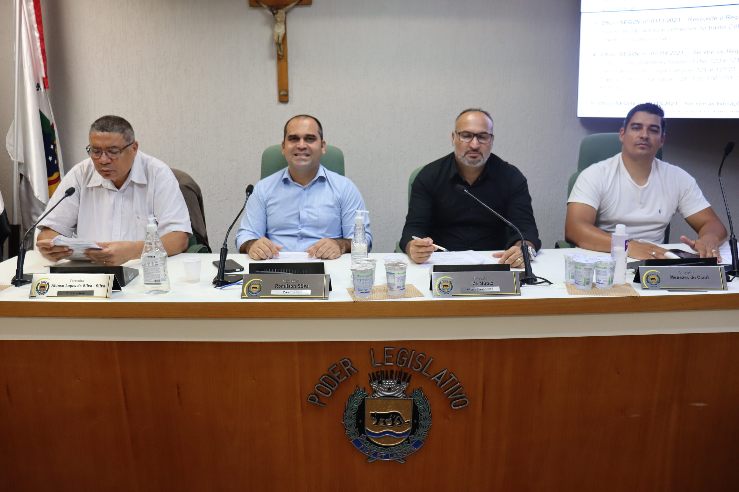 Aprovado projeto que obriga exibição de vídeos educativos antidrogas nas aberturas de shows e eventos culturais