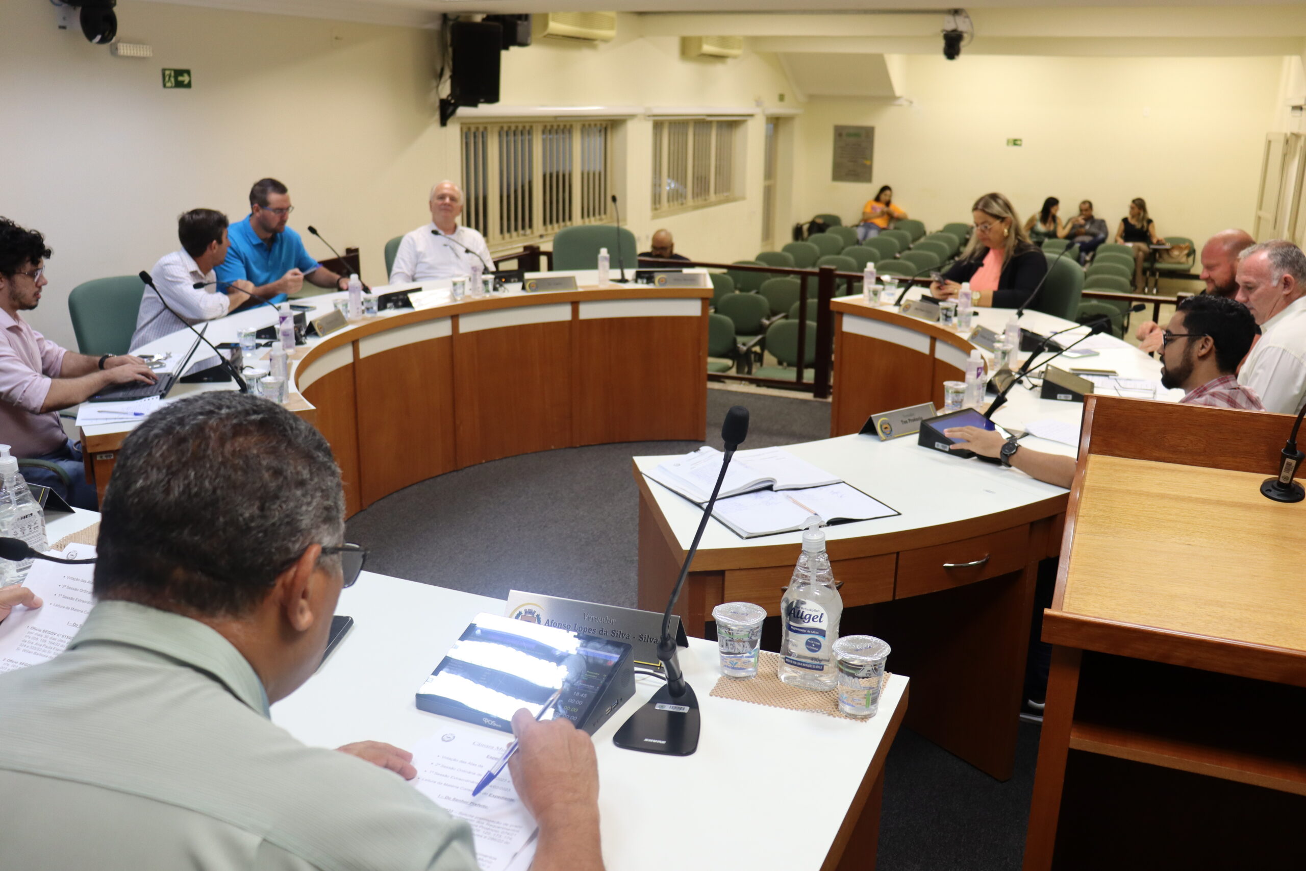 Aprovado projeto que institui ajuda de custo aos participantes do programa Médicos pelo Brasil