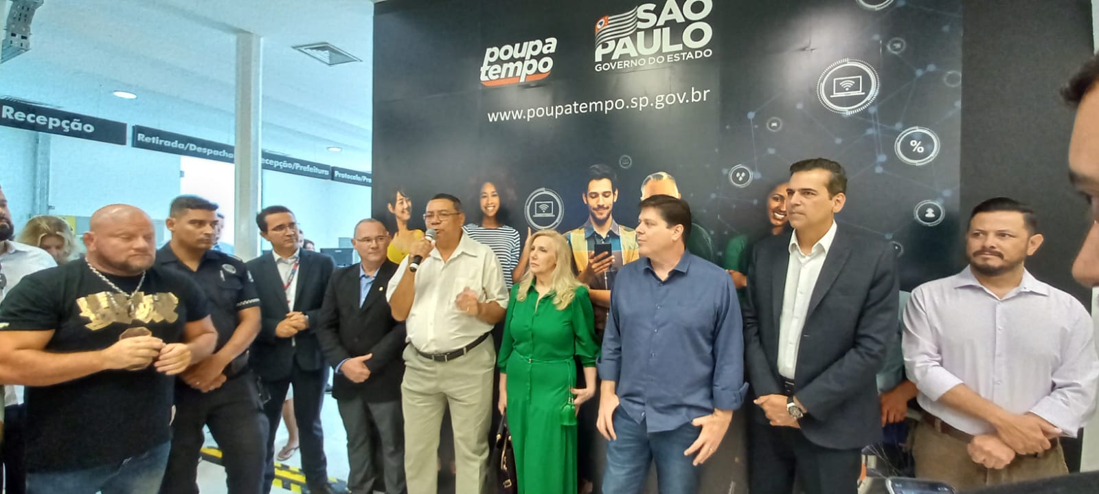 Vereadores prestigiam inauguração do Poupatempo Jaguariúna