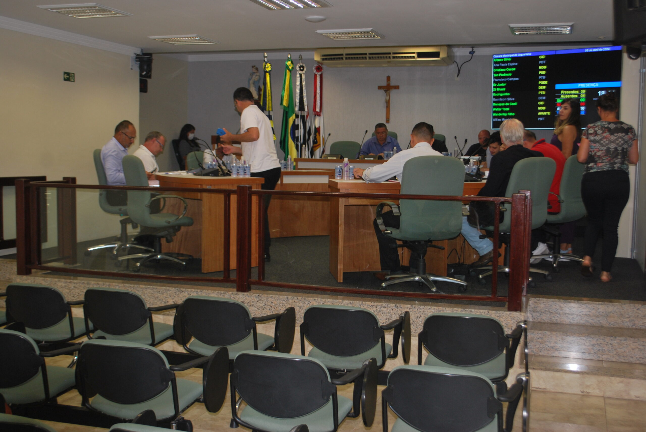 Dez projetos estão na pauta da 8ª sessão ordinária da Câmara Municipal, nesta terça-feira (11)