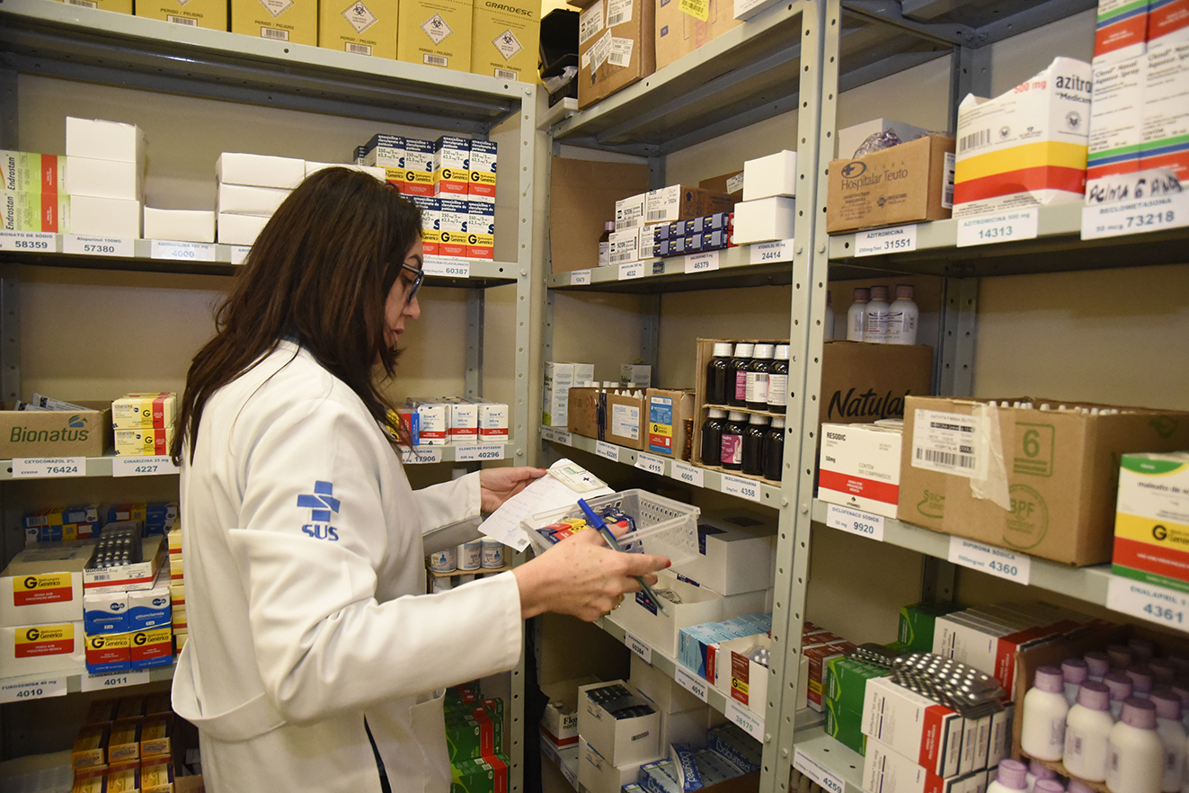 Horário de atendimento na farmácia de alto custo de Jaguariúna motiva requerimento aprovado na Câmara