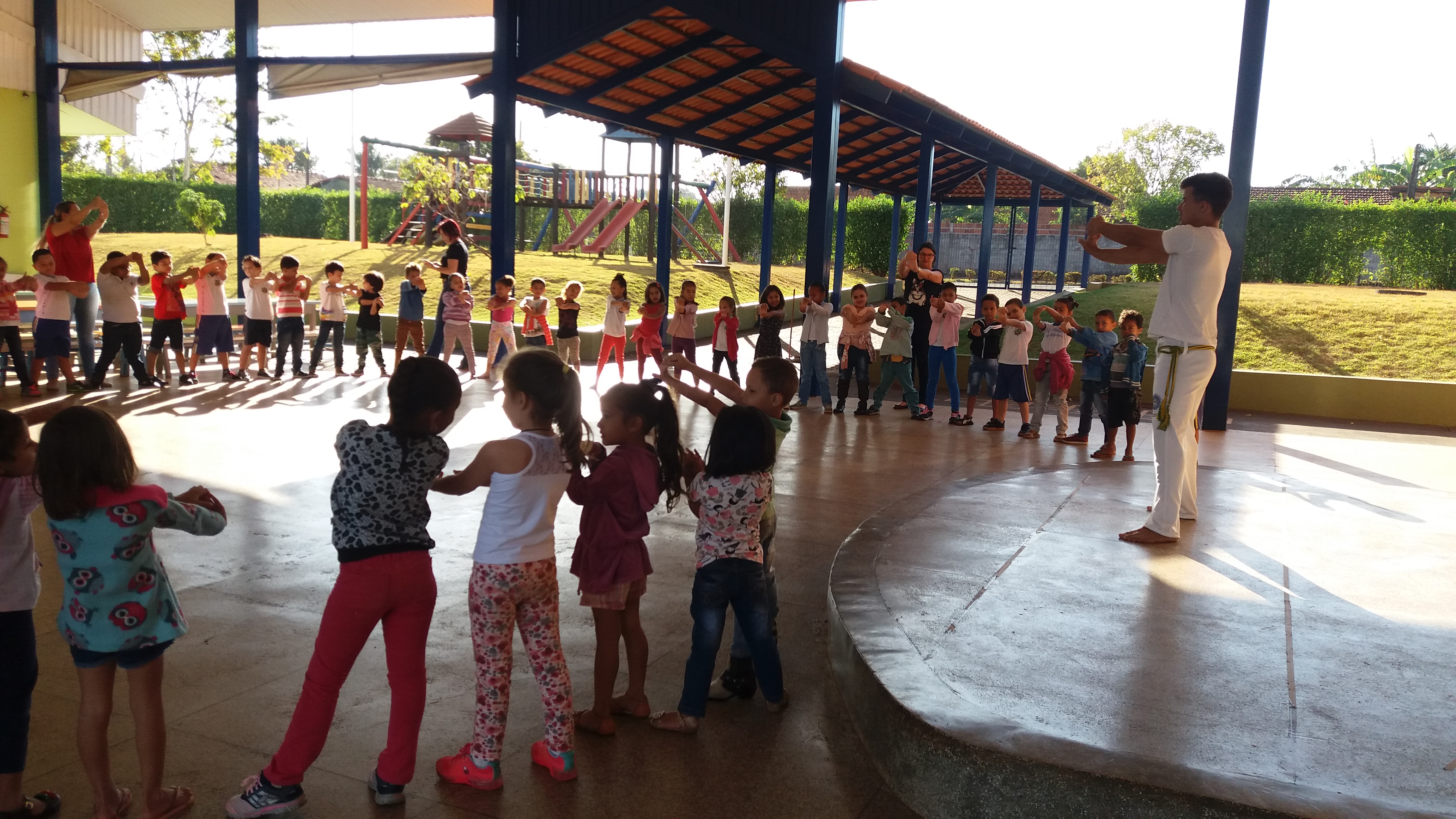 ENCERRAMENTO DO “PROJETO FOLCLORE NA EDUCAÇÃO INFANTIL EM RIOLÂNDIA”.