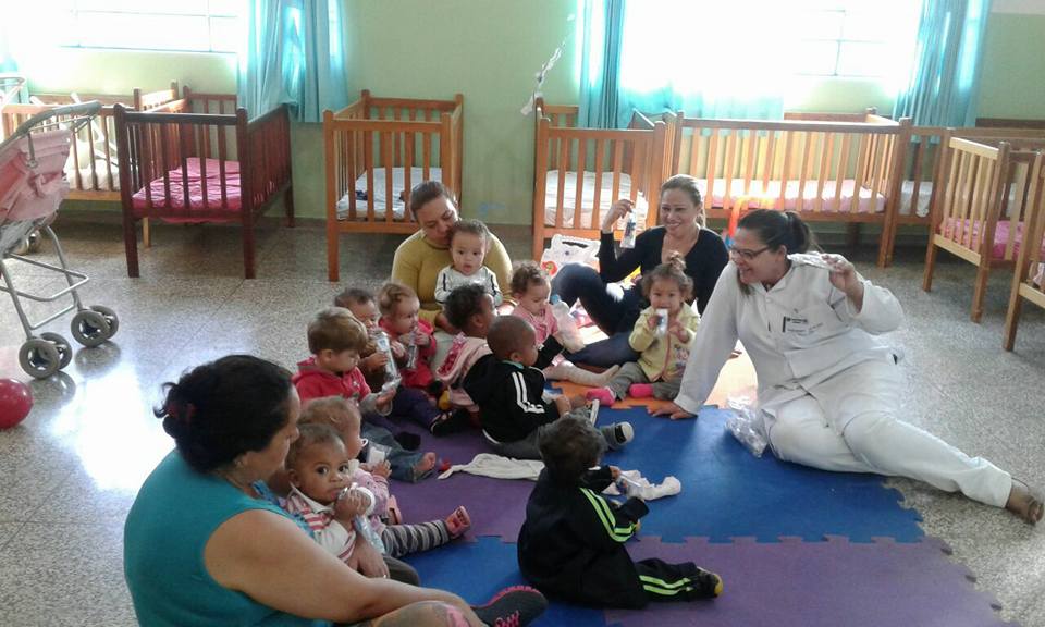 Prefeitura realiza entrega de Kits de Saúde Bucal na Rede Municipal de Ensino.