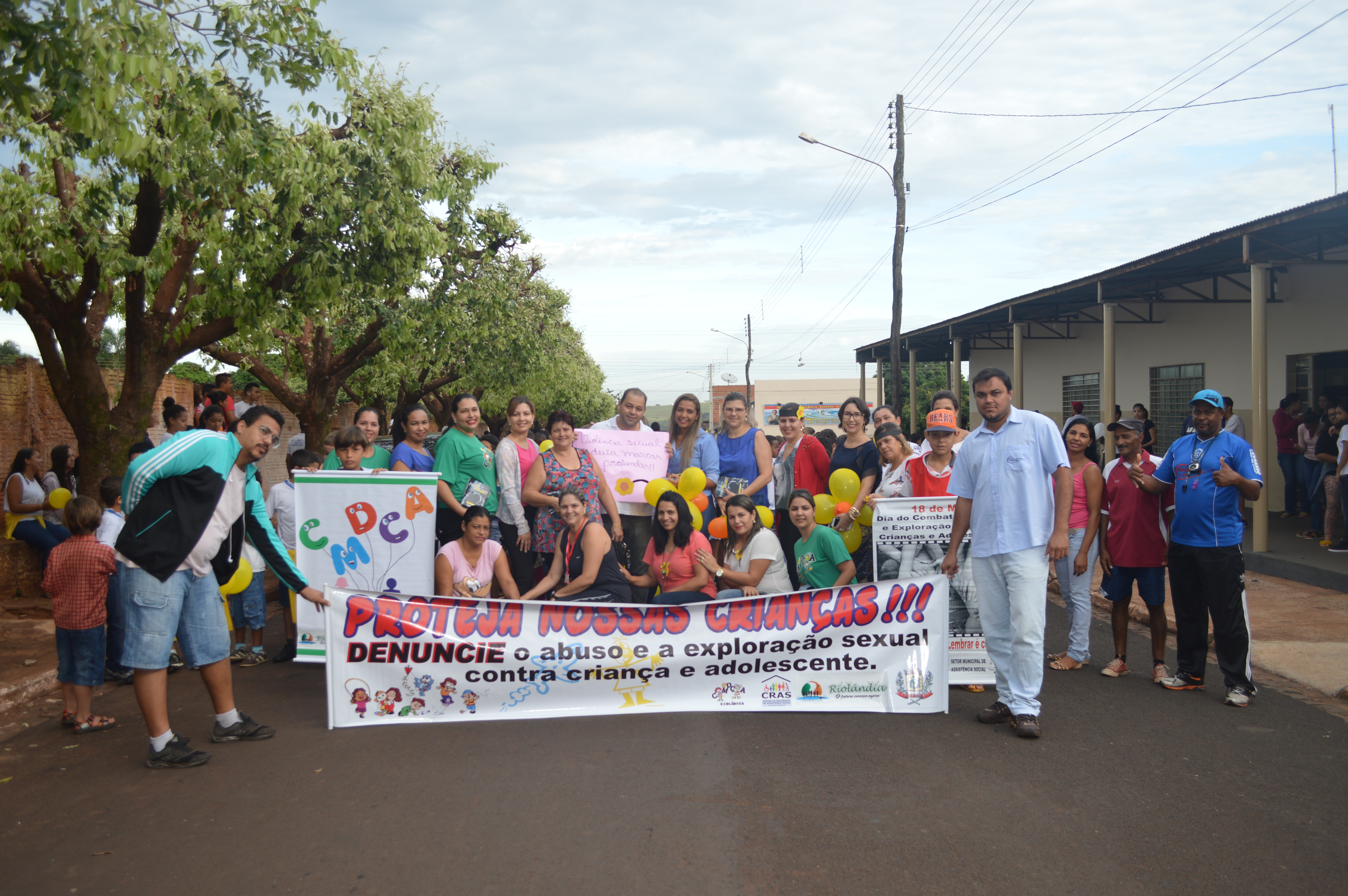 Dia Nacional de Combate ao Abuso e à Exploração Sexual de Crianças e Adolescentes