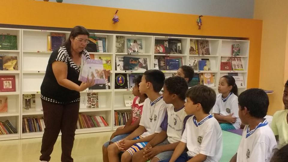 A EMEB PREFEITO RUY MALACHIAS NA BIBLIOTECA MUNICIPAL PROF. RISOLETA DA SILVA REIS